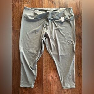 Maurice’s Women’s Gray Leggings- size 4 short